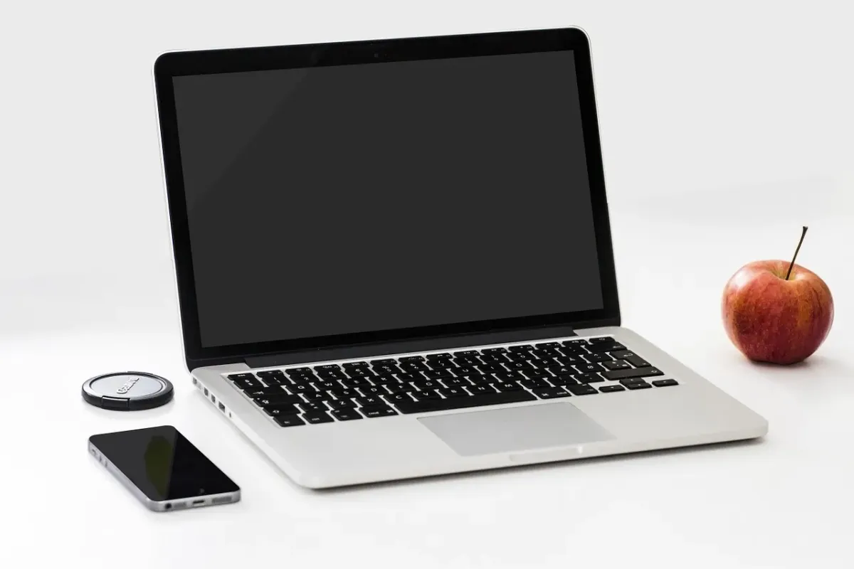 Ile kosztuje laptop, czyli co warto wiedzieć o cenach?